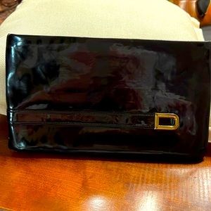 Vintage Clemente black “patent” envelope clutch.